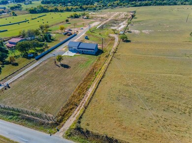 890 County Road 3798, Springtown, TX 76082 - photo 5