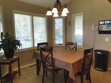 Dining area off kitchen