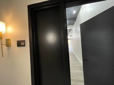 13 Sudbury St unit 220, Worcester, MA 01609 - photo 2