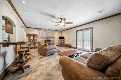 9715 S 239th East Ave, Broken Arrow, OK 74014 - photo 5