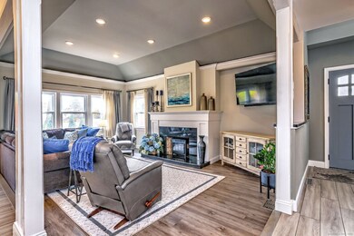 131 6th Ave, Milford, CT 06460 - photo 2