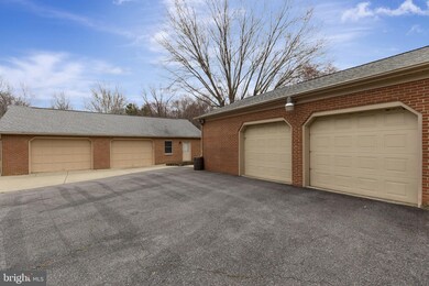 8311 Quince View Ln, Owings, MD 20736 - photo 3