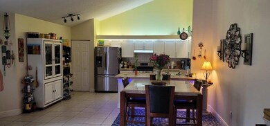 1220 Summit Place Cir unit B, West Palm Beach, FL 33415 - photo 6