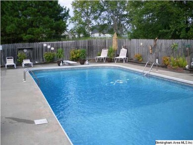 Enjoy parties by the pool!