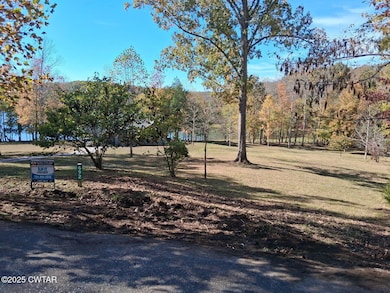 692 Dry Creek Ln, Lexington, TN 38351 - photo 2