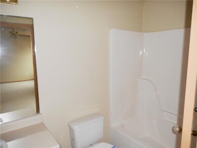 Master Bath/Spa.