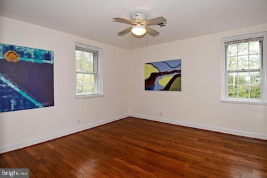 2829 S Abingdon St unit B, Arlington, VA 22206 - photo 5
