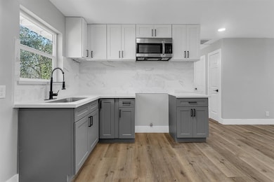 7609 Saint lo Rd, Houston, TX 77033 - photo 7