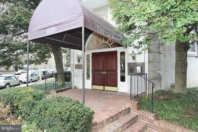 1880 Columbia Rd NW unit 602, Washington, DC 20009 - photo 3