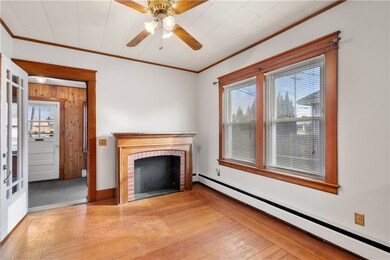 Decorative fireplace