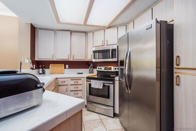 640 Camino de la Reina unit 1106, San Diego, CA 92108 - photo 5