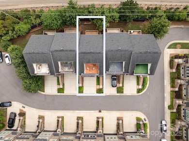 1910 Seegars Place, Charlotte, NC 28204 - photo 5