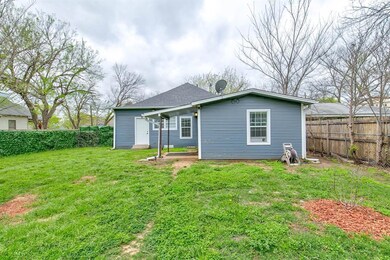 1314 N Anglin St, Cleburne, TX 76031 - photo 5