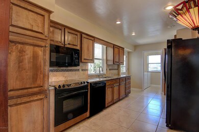 732 Montego Rd E, Jacksonville, FL 32216 - photo 2