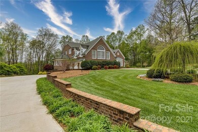 3302 Camden Rd, Statesville, NC 28625 - photo 3