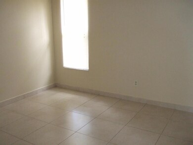940 SW Abingdon Ave - Listing Pics (7)