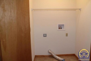 7111 SW 17th Terrace, Topeka, KS 66615 - photo 7