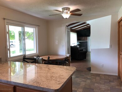 EATING AREA