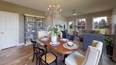 6424 Oak Village Dr, Louisville, KY 40228 - photo 4