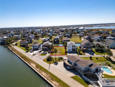 16605 Sandpiper Rd, Jamaica Beach, TX 77554 - photo 4