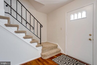 5337 Ellzey Dr, Fairfax, VA 22032 - photo 3