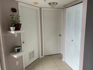 102 SW 6th Ave unit 606, Miami, FL 33130 - photo 4