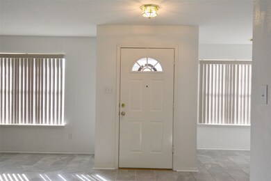 11015 Heather Trail Dr, Houston, TX 77075 - photo 4