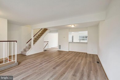 3813 Water Drop Ct, Burtonsville, MD 20866 - photo 6