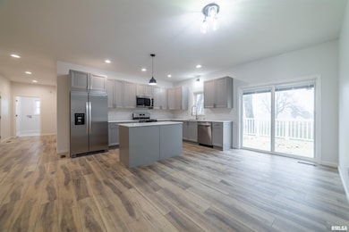 406 N Main St, Payson, IL 62360 - photo 7