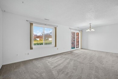 4825 Woodland Ave unit 6, West Des Moines, IA 50266 - photo 6