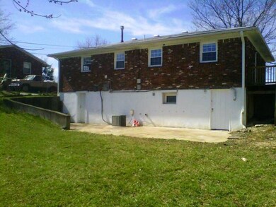 212 Brookfield Dr, Frankfort, KY 40601 - photo 3