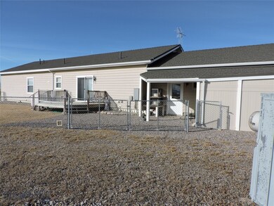 Covered Kennel Area in Back Yard