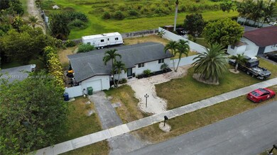 19231 SW 318th Terrace, Homestead, FL 33030 - photo 5