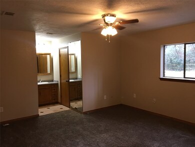 18803 Meadow Lark Ln, Tomball, TX 77377 - photo 4