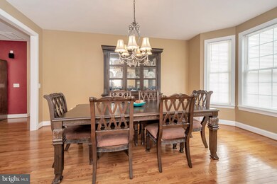 1316 Confederate Dr, Locust Grove, VA 22508 - photo 3