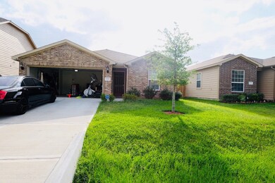 10519 Logger Pine Trail, Houston, TX 77088 - photo 2