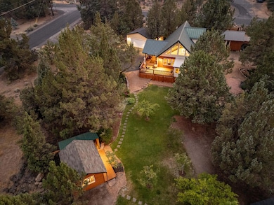 21260 Limestone Ave, Bend, OR 97703 - photo 2