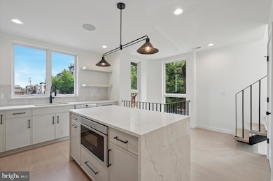 616 Brenna Walk, Philadelphia, PA 19123 - photo 6