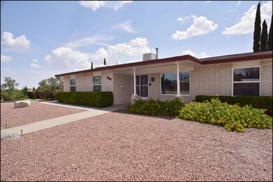 10660 Vista Lomas Dr, El Paso, TX 79935 - photo 6