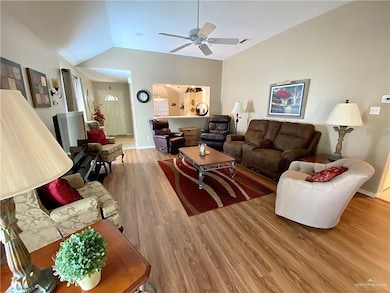 222 Diana Dr, Alamo, TX 78516 - photo 3