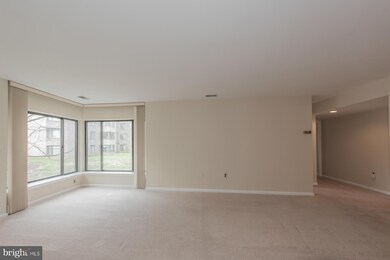 3041 Fallstaff Rd unit 204D, Baltimore, MD 21209 - photo 4