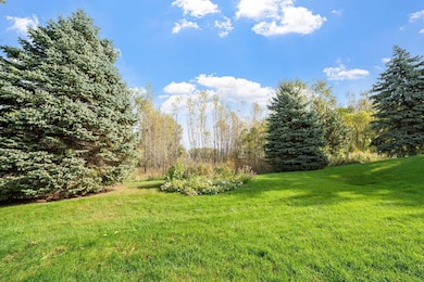 9042 Preserve Trail, Savage, MN 55378 - photo 2
