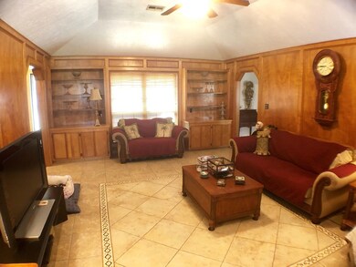 3404 Wentletrap St, Bay City, TX 77414 - photo 2