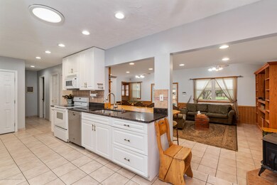 19 Walling Rd, Freehold, NJ 07728 - photo 7