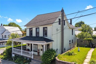 201 N Schanck Ave, Pen Argyl, PA 18072 - photo 2