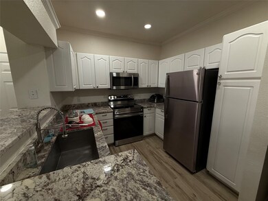 1330 Old Spanish Trail unit 4210, Houston, TX 77054 - photo 3