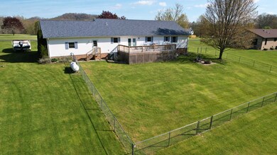 56 Spruce St unit 56, Canvas, WV 26662 - photo 4