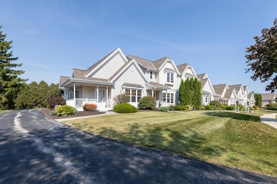 N28W6642 Alyce St unit 7, Cedarburg, WI 53012 - photo 2