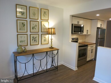 9102 Lambskin Ln, Columbia, MD 21045 - photo 6