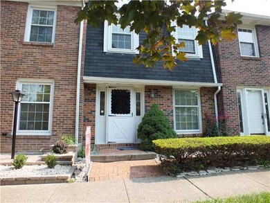 439 Pamlico St unit Jl-4, Columbus, OH 43228 - photo 2